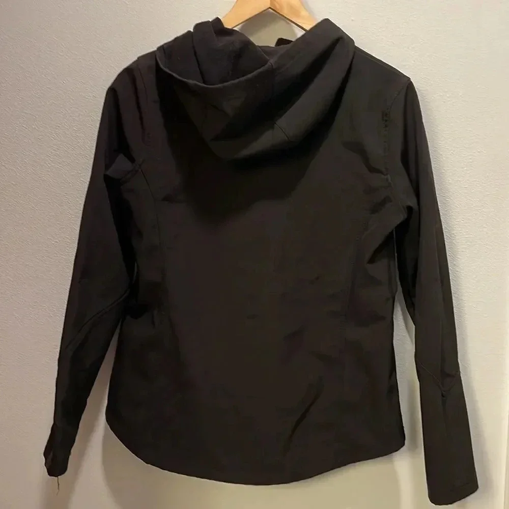 Mondetta woman’s black jacket